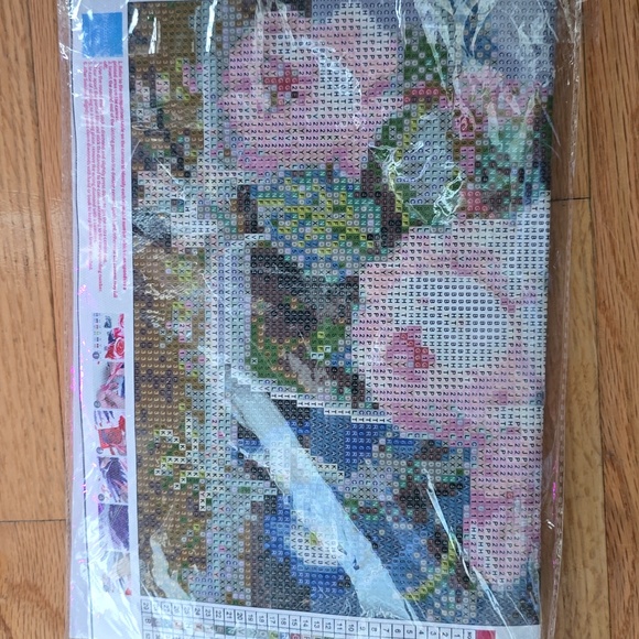 Bundle of 2 diamond painting kits. Brand new, unopened - Picture 2 of 4